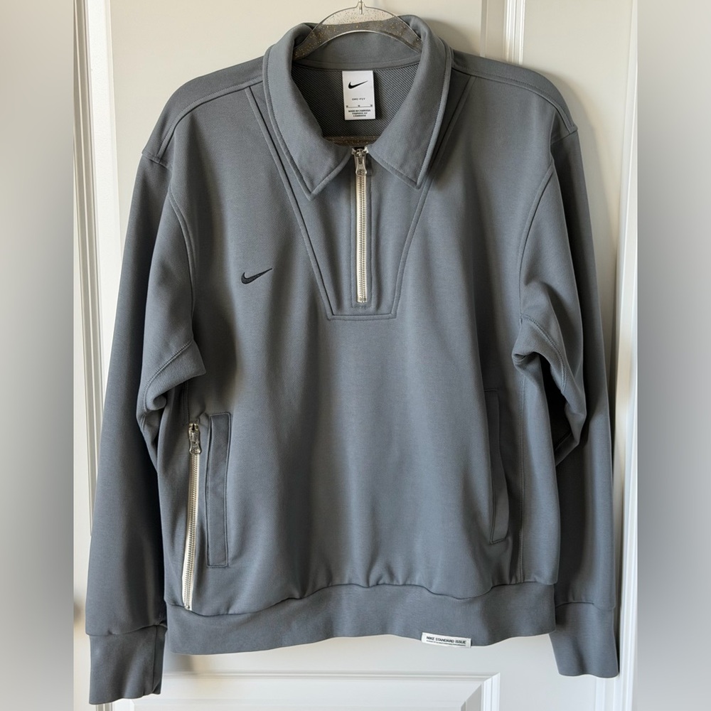 Nike Culture Of Football Standard Issue Man’s Dry-Fit 1/4 zip Top Shirt - M